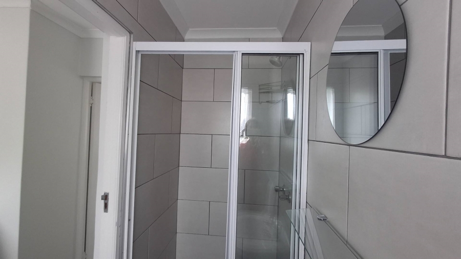 2 Bedroom Property for Sale in Hartenbos Central Western Cape